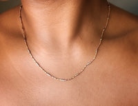 Bold Signature Pendant Chain – Gold