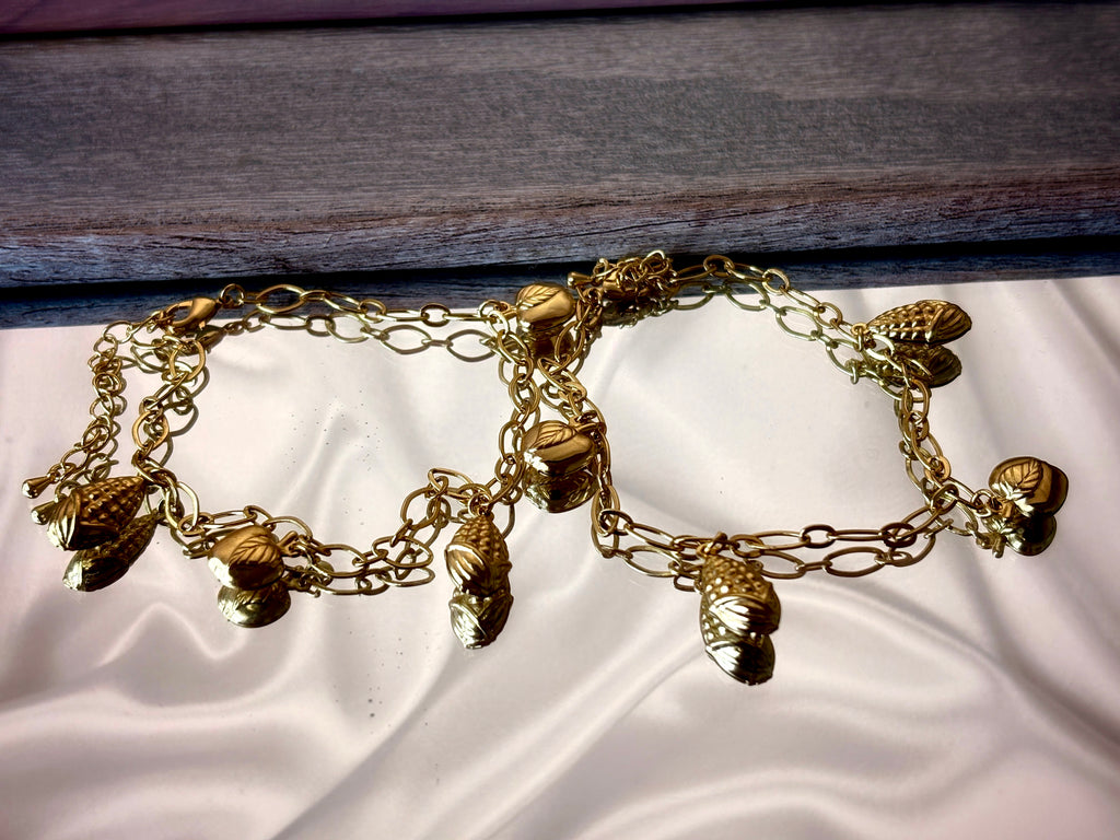 Laurel Charm Anklets